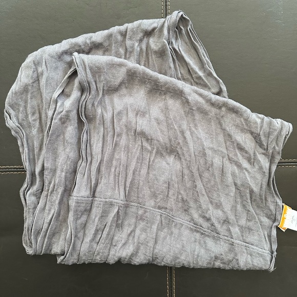 Tory Burch Logo Infinity Scarf - Picture 2 of 3